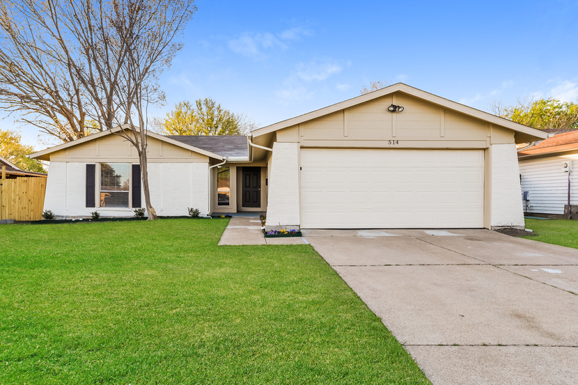 514 STROUD LN GARLAND, TX 75043